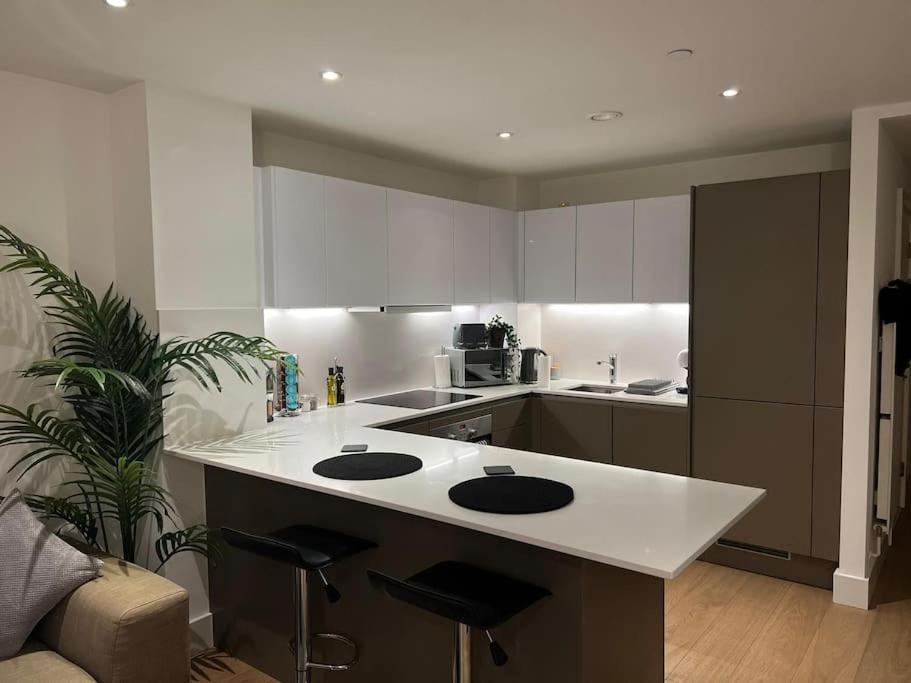 Beautiful Stay In Central Wembley London Eksteriør billede