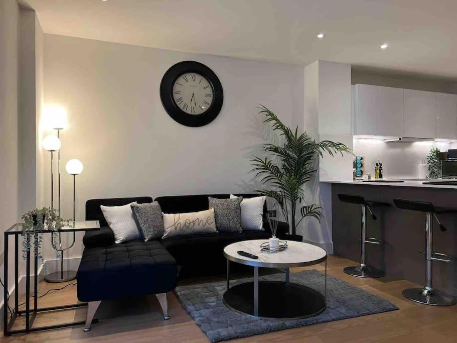 Beautiful Stay In Central Wembley London Eksteriør billede