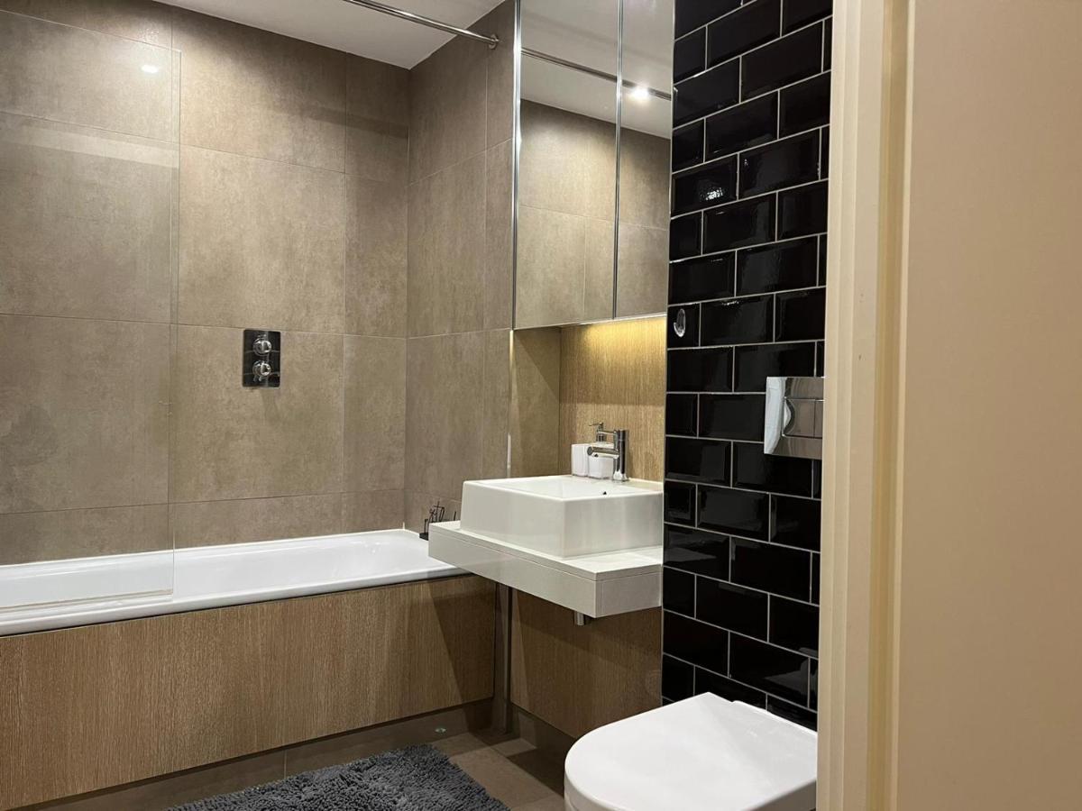 Beautiful Stay In Central Wembley London Eksteriør billede